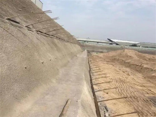 江孜河道边坡加固